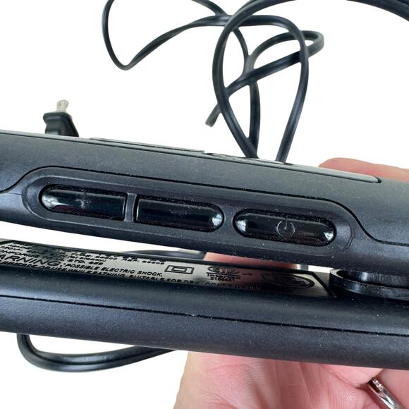 Remington Black Anti-Static 1" Ceramic Titanium Coating Flat Iron Model S5500 - Picture 3 of 7